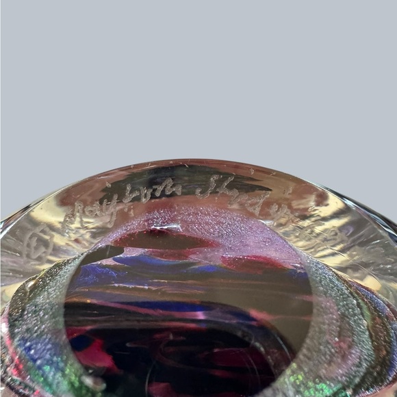 Colorful Glass Paperweight signed - Picture 5 of 8